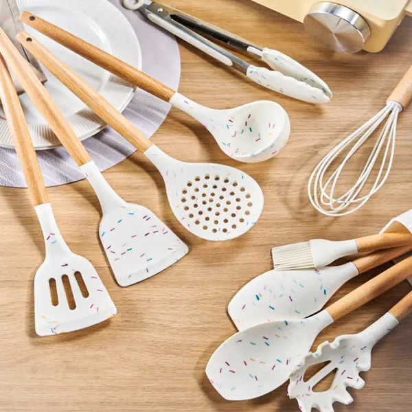 White Silicone and Wood Cooking Utensils HK-111